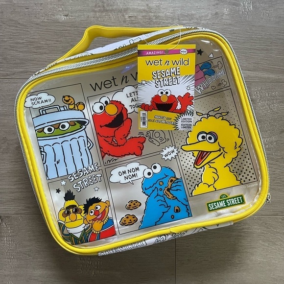 wet n wild Handbags - Wet n wild Sesame Street limited edition makeup case/bag NWT